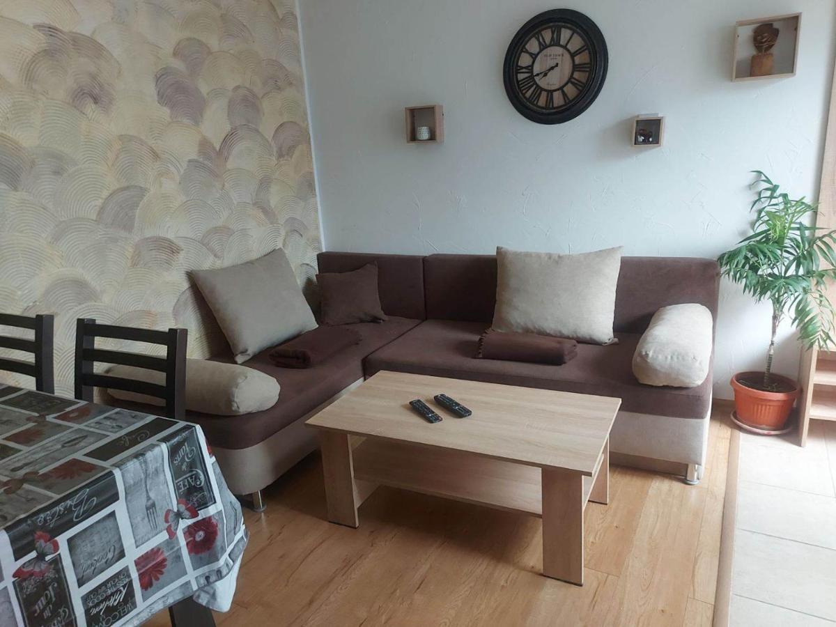 Ferienwohnung Stai Za Gosti Lilia Chissarja Exterior foto