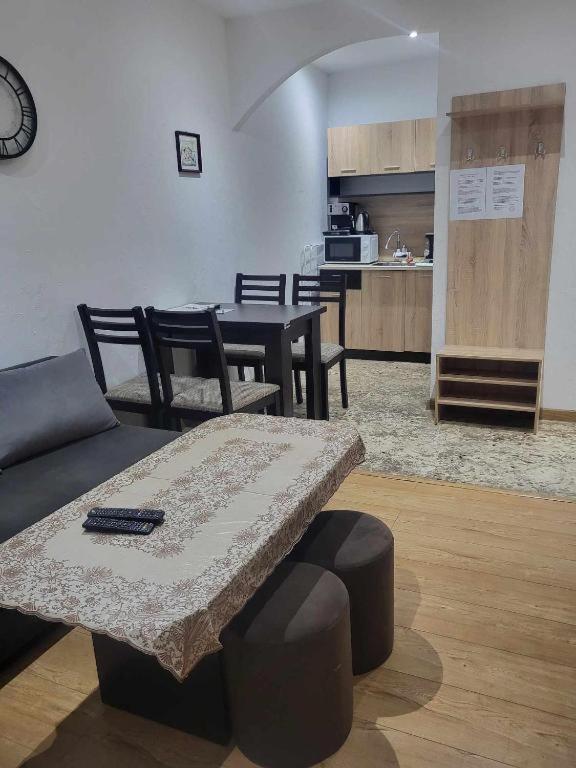 Стаи За Гости Лилия Chissarja Exterior foto